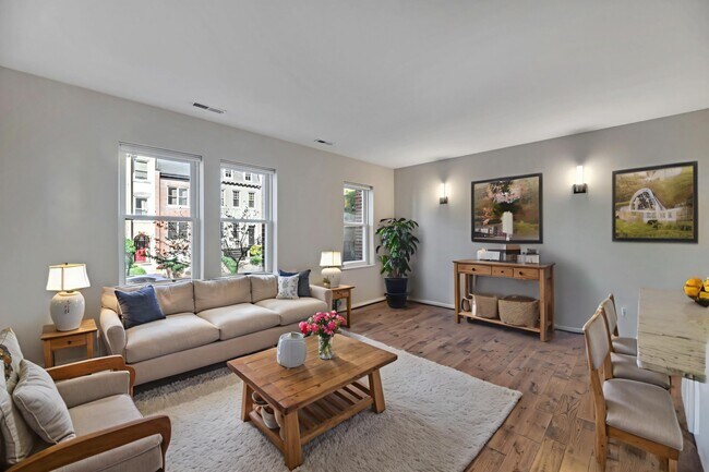 Building Photo - 2114 N St NW