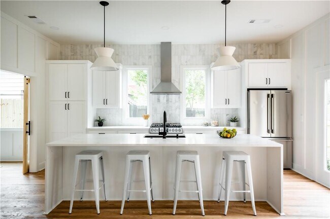 Foto del edificio - 982 Wylie St SE