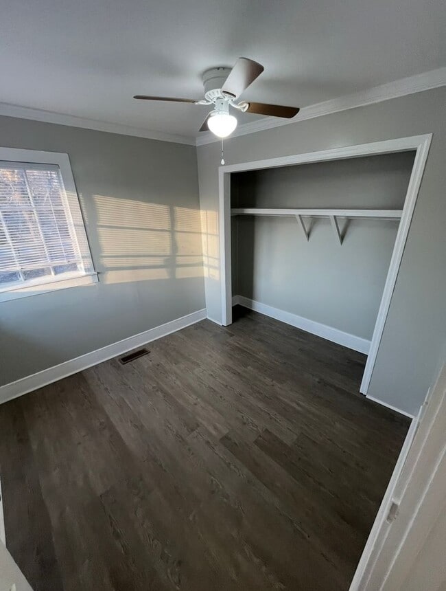 Building Photo - 2 Bed 2 Bath Mobile Home