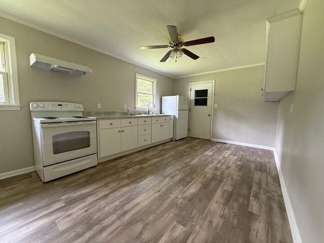 Building Photo - Wadesboro Rental Available