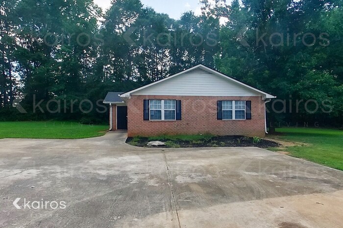 Primary Photo - 151 Beaver Pointe Drive