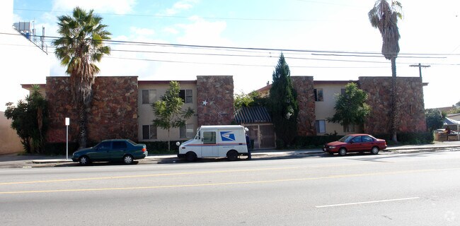 Foto del edificio - Lankershim Plaza Apartments