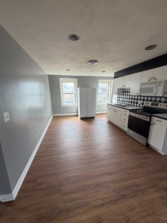 Building Photo - 5 Washington Square