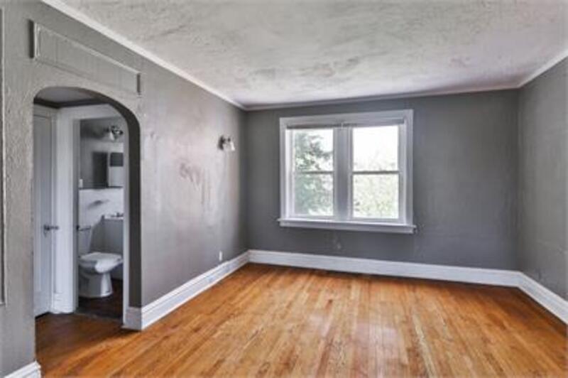 Primary Photo - 3858 Bamberger Ave