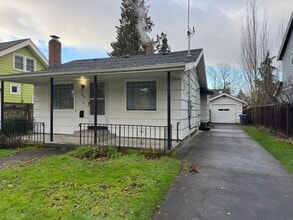 Building Photo - 3635 NE 46th Ave