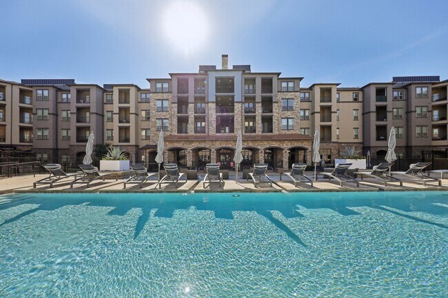 Foto del edificio - Luxia Craig Ranch