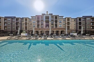 Building Photo - Luxia Craig Ranch