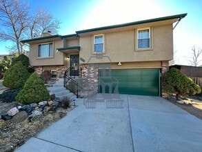 Building Photo - 5419 Alteza Dr