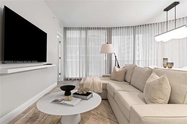 Foto del edificio - 45 SW 9th St
