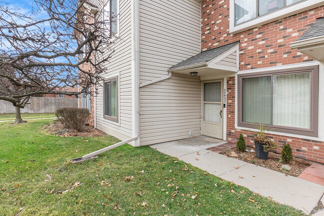 Building Photo - 30533 Hidden Pines Ln