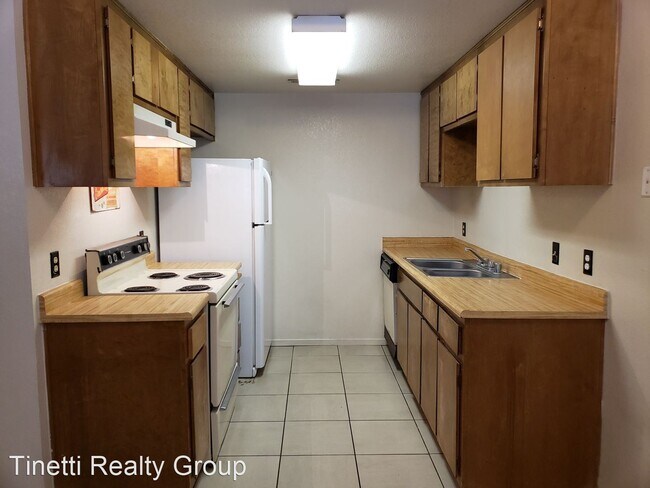 Building Photo - 1724 Elayne Dr