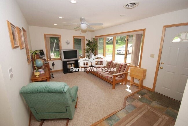 2310 N Lake Dr