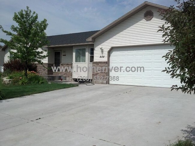 Building Photo - 888 Tie Breaker Dr