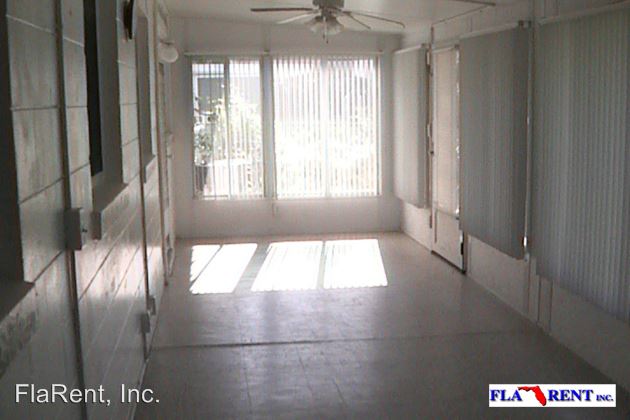 Building Photo - 8210 Alveron Ave
