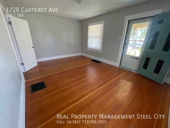 Foto del edificio - 1728 Carteret Ave