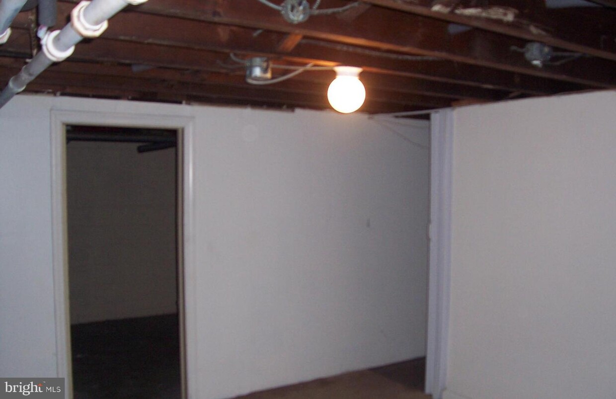 Primary Photo - 128 Francis Ave
