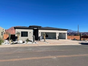 Building Photo - 169 Terrace Ln