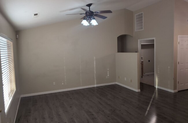 Foto del edificio - Home on a cul-de-sac in Ivins