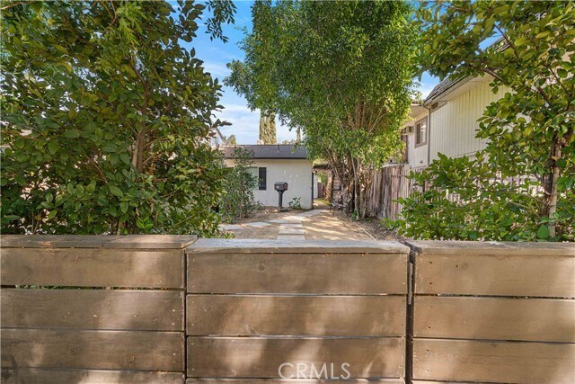 Foto del edificio - 6514 Coldwater Canyon Ave