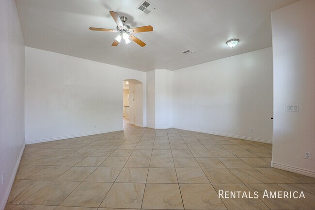 Building Photo - 4930 W Apollo Rd