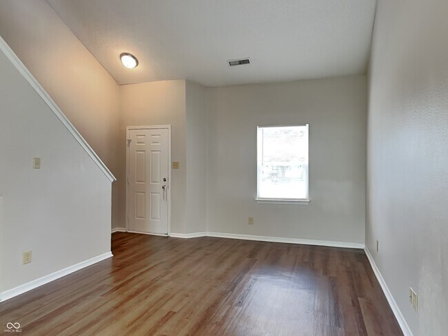 Building Photo - 3019 Earlswood Ln
