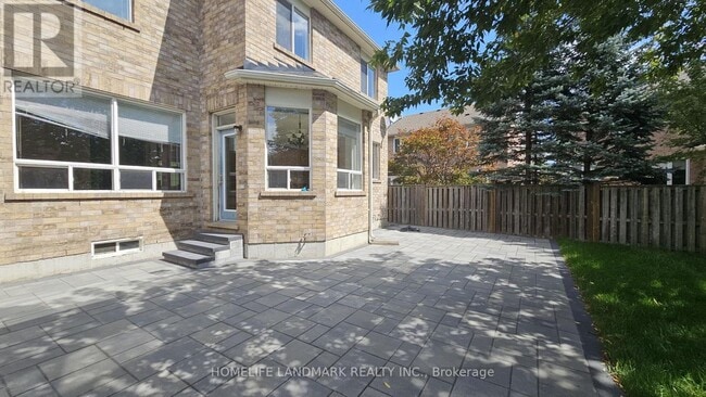 Building Photo - 51 Raffia Ave