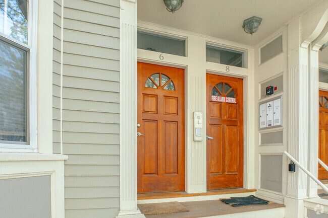 Building Entrance - 6 Marney St