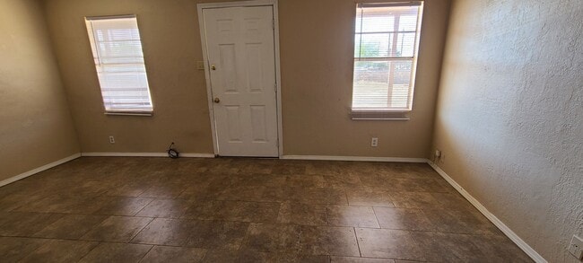 Foto del edificio - Nice and Cozy Duplex located in Northeast El Paso