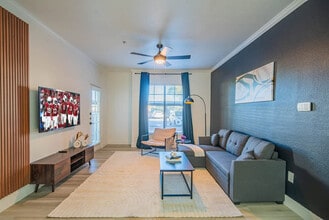 Building Photo - 7455 N 95th Ave