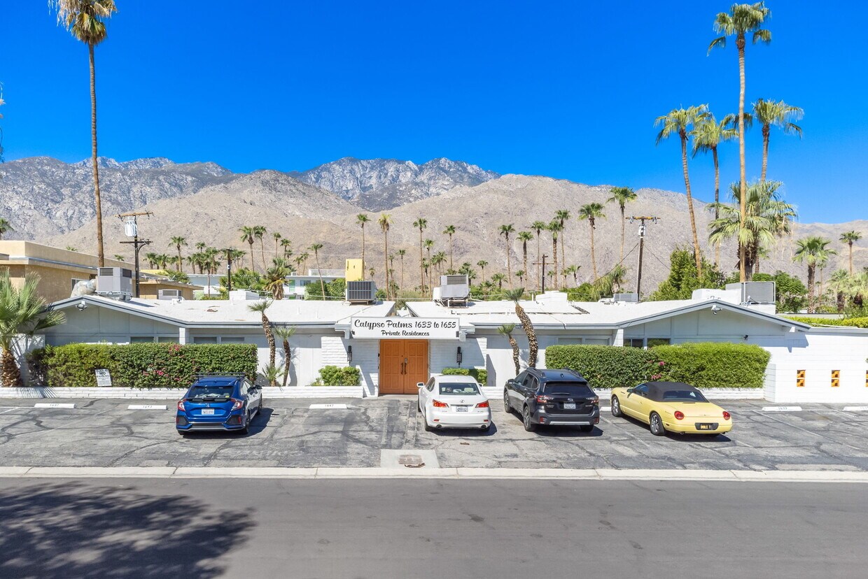Foto principal - 1655 S Andee Dr