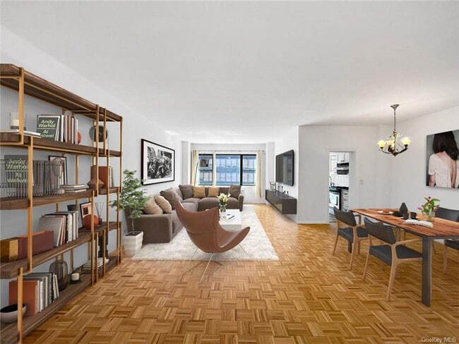 Building Photo - 440 E 62nd St