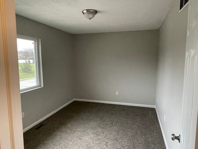 Fresh paint and new carpet - 524 Greenfield Ln