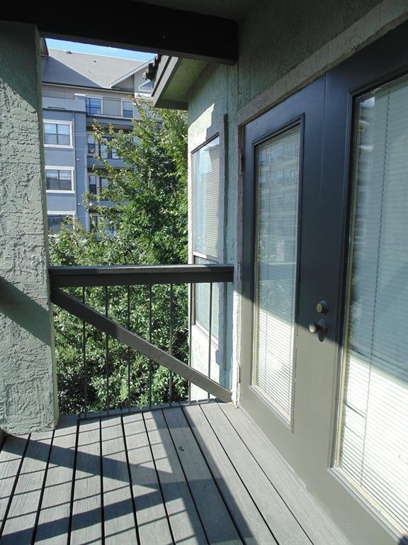 Foto del edificio - 807 W 25th St