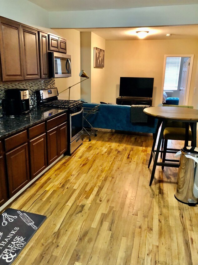 Primary Photo - 6 Jardine Pl