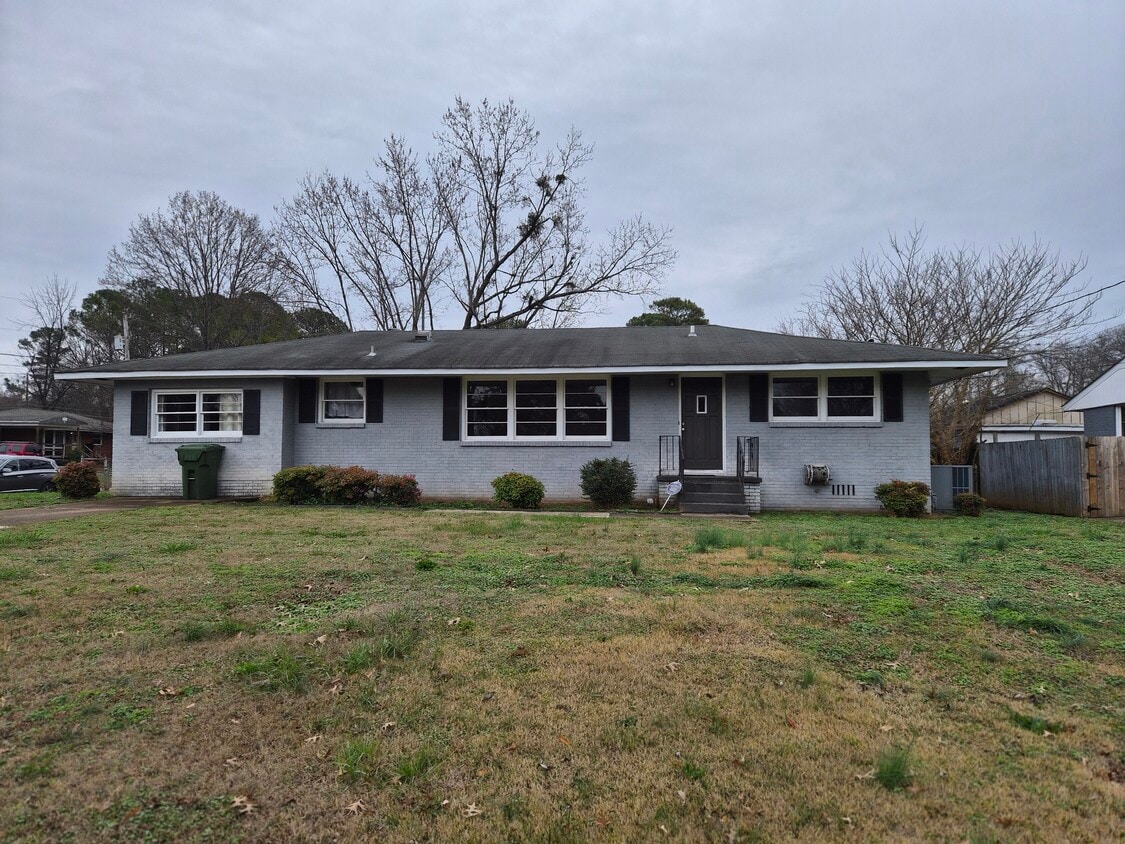 Foto principal - 418 Ewing St NW