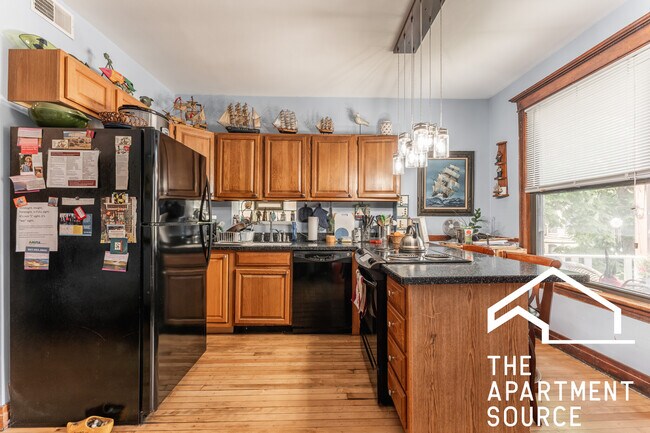 Foto del edificio - 3270 W Wrightwood Ave