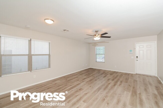 Building Photo - 11830 W Windrose Ave