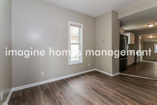 Foto del edificio - 800 Northeast 27th Avenue