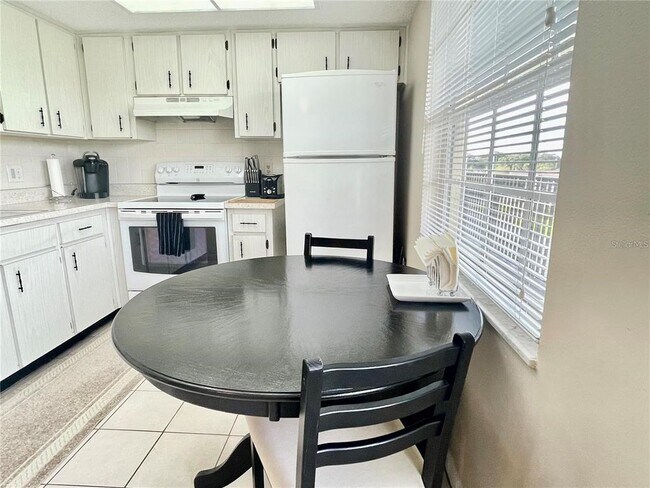 Foto del edificio - 1450 Heather Ridge Blvd