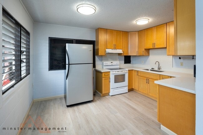 Photo - 215 Azores Street Apartment