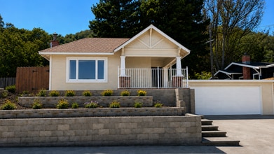 Building Photo - 143 Lilienthal Ave