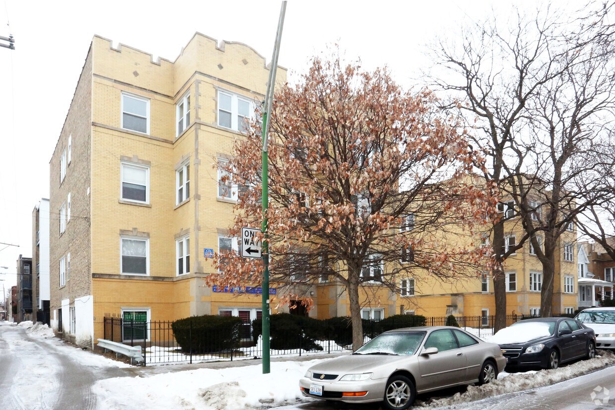 Foto del edificio - 4412-4426 N Saint Louis Ave