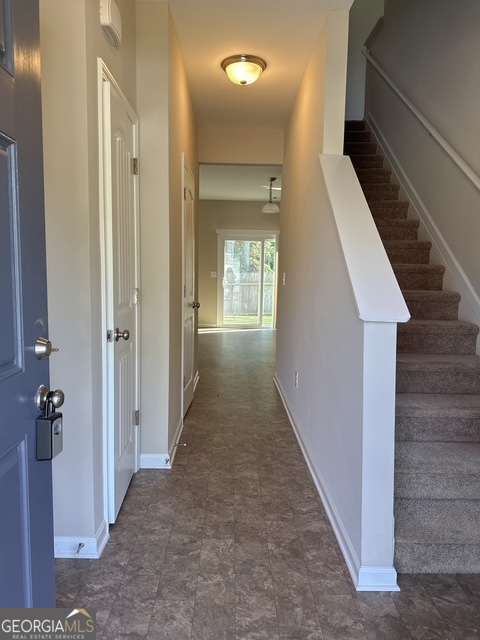 Foto del edificio - 4921 Bramblewood Cir