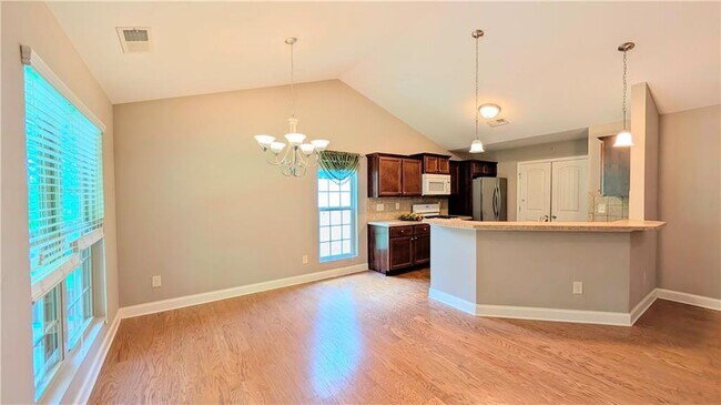 Foto del edificio - 4780 Lost Creek Dr