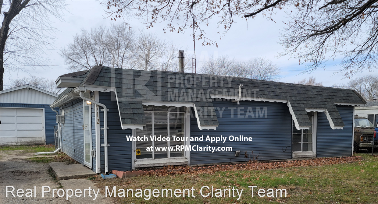 2 br, 1 bath House 712 Williamsville Ave House for Rent in Toledo