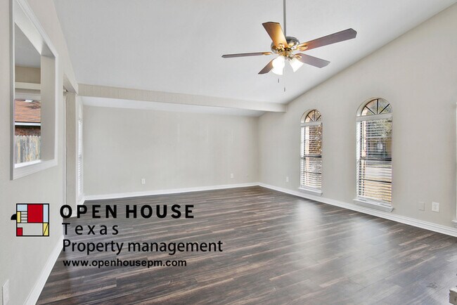Foto del edificio - 5045 Nash Dr, The Colony
