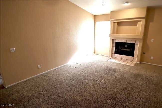 Building Photo - 425 Don Fernando Circle