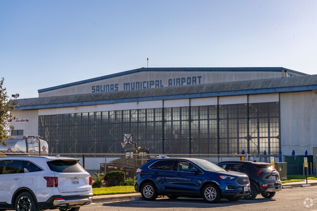 The Salinas Municipal Airport hosts different events like the "Airshow Salinas."