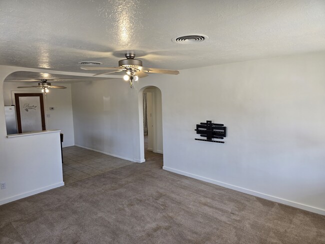 Living Room - 549 E 500 S