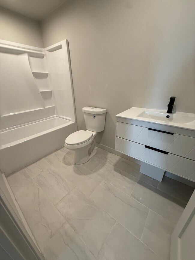 Foto del edificio - 119 Farm St